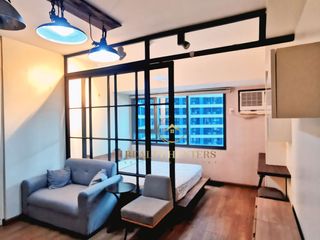 FOR SALE OR FOR RENT: STUDIO UNIT AT THE RISE MAKATI BY SHANG PROPERTIES