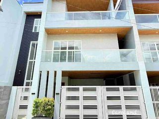 3-Storey House and Lot For Sale in Greenwoods Executive Village Taytay Rizal