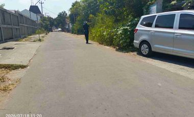 Tanah  catur tunggal Depok