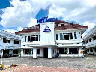 Dijual hotel pelangi kayutangan heritage malang