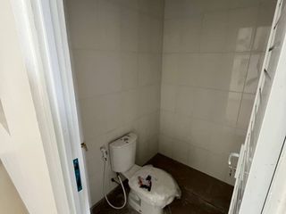 di sewakan ruko di pusat kota denpasar barat bali cocok untuk usaha