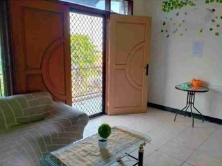 Dijual  Cepat RUMAH KOST PUTRI AKTIF 66 Kamar 3 Lantai Tenggilis Mejoyo
Surabaya