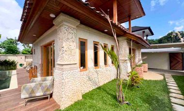 Villa mertanadi kerobokan