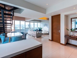 Spacious 2 Bedroom Loft with Balcony for Rent in Cebu Business Park
