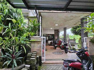 Rumah Pemandangan Sawah Asri Siap Huni