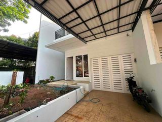 Disewakan Puri Bintaro Semi Furnish sudah renovasi siap huni