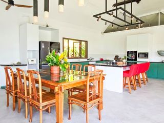 Leasehold - Villa Modern Tropical di Umalas dekat dengan Top International Schools - Cocok untuk Keluarga dan Bisnis Properti