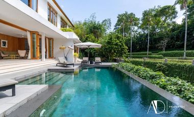 FREEHOLD | CONTEMPORARY TROPICAL ESTATE IN PERERENAN