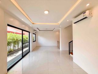 FOR SALE!! 🏠 HOUSE & LOT at AFPOVAI PHASE 2, Taguig