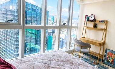 FOR SALE 1 BEDROOM UPTOWN PARKSUITES