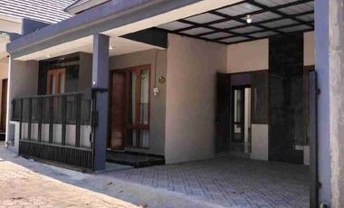 RUMAH BARU FULLY FURNISHED dalam CLUSTER dekat KAMPUS UII - dekat PASAR JANGKANG di JL. KALIURANG KM 12