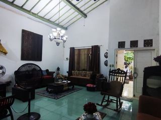 Rumah SHM di Taman Nyiur Sunter | LT 195 m² | Bonus Rumah Kokoh | Depan Masjid | Rp3,75 M Nego