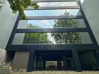 Dijual - Gedung Kantor di Kebon Sirih Dekat Thamrin. Dekat ke MRT Stasiun.