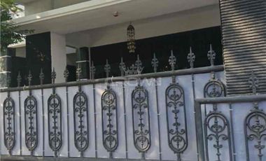 Rumah 1,5 Lantai di Bekasi Dekat Summarecon Mal