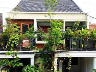 Rumah 2 Lantai Di Cipinang Indah. dekar mal dan sekolah