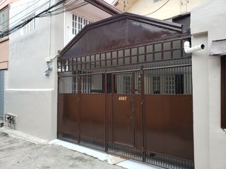 11 Unit Apartment Building