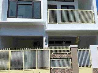 BARU RENOVASI ‼️ Rumah Minimalis di Green Mansion Waru - dekat Deltasari Juanda