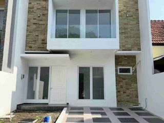 Dijual Rumah 2 Lantai Baru Gress Modern Minimalis , Luas dsn Siap Huni