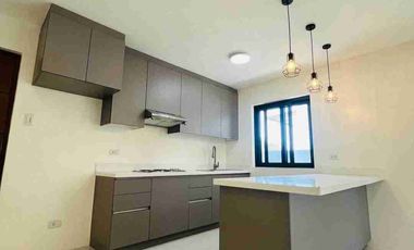 New PREMIUM 4BR house in Jubilation nr Brent School Binan Laguna ok for bank
