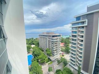 【For SALE】Tambuli Seaside Living Studio unit in Tower F Partial Sea View with Balcony