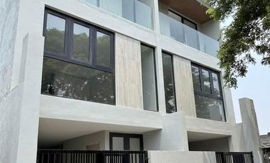 4BR House and Lot for Sale in North Caloocan