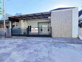 RUMAH FULL FURNISH BAGUS DEKAT RS JIH Dan GOR MANAHAN DI SOLO