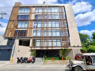 6 Storey Building  W/Roofdeck For Events For Sale in New Zañiga Mandaluyong RG