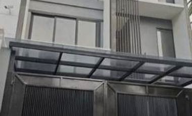 DIJUAL RUMAH MEWAH PIK 1 CLUSTER CAMAR |  3,5 LANTAI | SEMI FURNISHED | INTERIOR PREMIUM