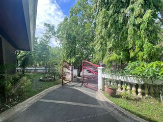 Prime Corner House and Lot For Sale in Dasmariñas Village, Makati