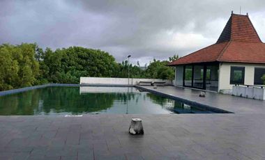 KOMPLEK VILLA DI UNGASAN BADUNG BALI LT 5350m2 10 Villa dengan fasilitas meeting room kolam renang dan restauran zona wisata