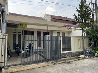 Rumah Baru Siap Huni Dekat BPK Penabur Taman Holis Indah