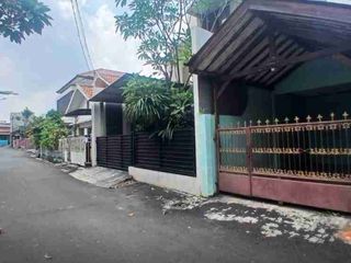 Dijual Rumah via lelang 

Lokasi: Jalan H Samali Ujung Kel.Kalibata Kec.Pancoran Kota Jakarta Selatan