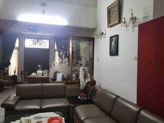 Disewakan Rumah Lux, Luas, Terwat, Bertaman bunga , Murah, Air lancarjernih dkt pintu tol, uk maranata kota Bdg
