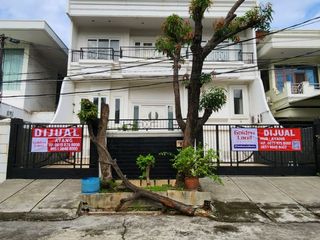 Jual Murah Rumah Luas semi furnish Pluit sakti 13x25m 5kt hadap timur