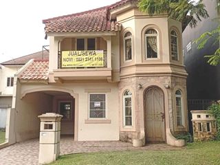 Dijual Rumah dekat dengan pusat kota di JL. Medara Taman Beverly Golf Lippo Karawaci