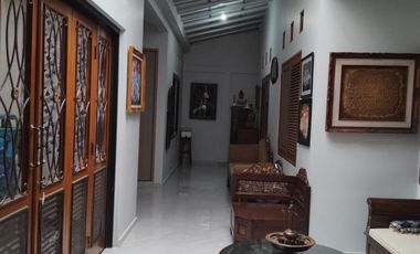 Dijual Rumah Asri dan Nyaman di Cirendeu Ciputat Timur
