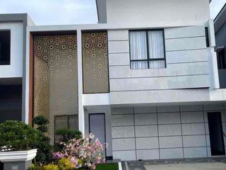 RUMAH MEWAH FULL FURNISH