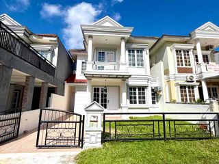 Rumah Nyaman di Lingkungan Elit Strategis