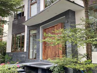 Rush Sale| 4BR House and Lot in Paseo De Magallanes | Makati City