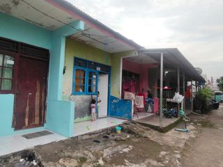 Dijual Lahan Komersial Luas 1.600 m² di Ciledug Tangerang – Bonus Alfamart, Kios & Kontrakan, Harga 12 M