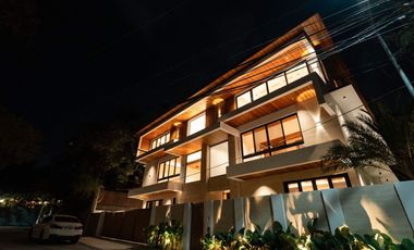 FOR SALE: 10 Bedroom House and Lot