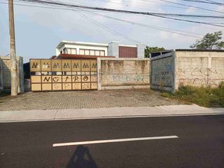 Gudang besar luas di jogja utara jl. magelang km 11 Sleman