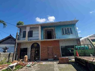 DI JUAL CEPAT TANAH BANGUNAN 2LANTAI DI JL. DANAU TEMPE, SIDAKARYA - DENPASAR SELATAN

SPESIFIKASI :

LT : 458m²

LB : 465m²

Pos Satpam 9m²

Lobby 

7 Kamar Bawah

11Kamar Atas

1 Office

Jalan Utama 6 Meter

Selling Point:

Lingkungan Pemukiman

Dekat Pasar

Dekat Sekolah SD 12 Sesetan

Harga Rp 6,3 Milyar Nego

DP mulai dari 10%
Cash/Credit