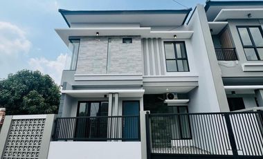 Dijual Rumah Baru Sby Barat