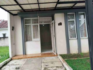 Disewakan Runah Cluster Oakwood The Arcadia Forest Hill Kabasiran Parung Panjang