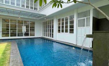 dijual rumah mewah baru jadi area kemang dalam jakarta selatan