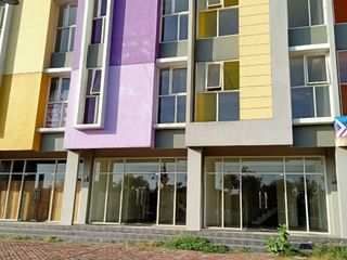 A266 SEWA RUKO 3 LANTAI AREA JALAN MERR/IR SOEKARNO, GUNUNG ANYAR, SURABAYA, SIAP HUNI