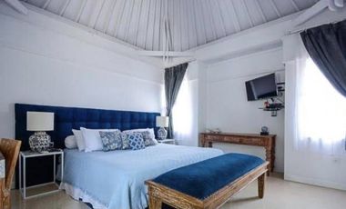 Dijual Villa Tua Cocok Tempat Usaha Jalan Utama Kerobokan Bali
