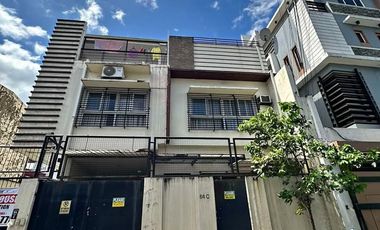 3BR Townhouse fo Sale in Quezon City *Brgy Pinagkaisahan