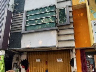 Ruko Cipulir Center, Jl. Ciledug Raya, Kebayoran Lama, Jakarta Selatan